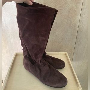 Bally - Italy - Brown suede boots NWOT